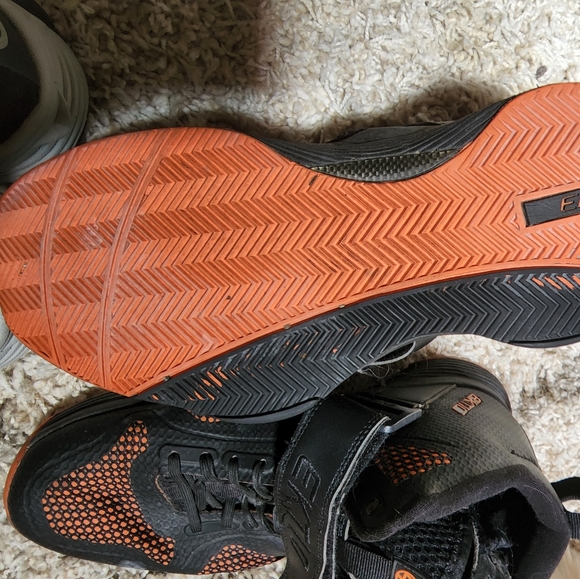Ektio Brand Basketball/Athletic shoes.  $100 /pair. - Picture 3 of 8